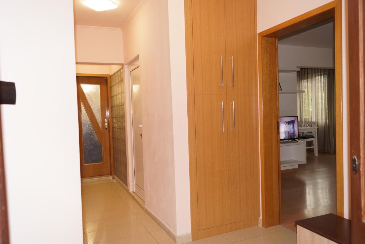 Spacious 2Bdr - Free Parking - Walk Everywhere - 300 Mbps Wifi Варна Екстер'єр фото